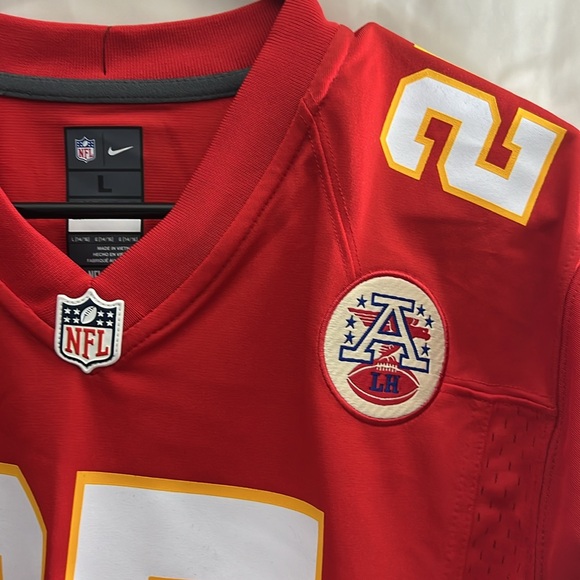 NWT Kansas City Chiefs Jersey - Picture 3 of 7
